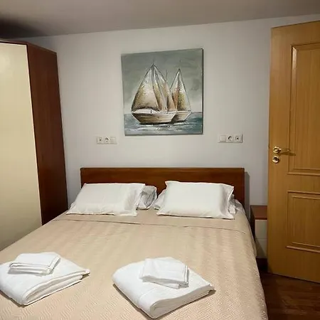 Lovely Apartment In Split, Close To All Attractions Exterior photo