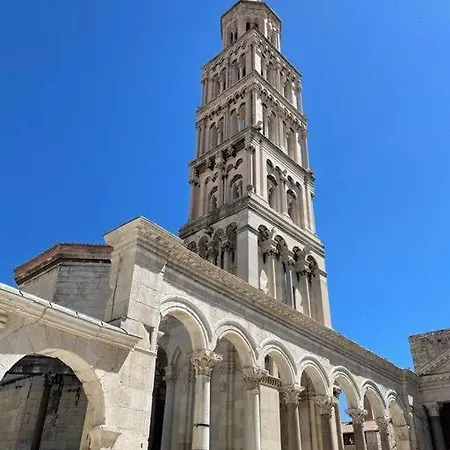 Lovely Apartment In Split, Close To All Attractions Exterior photo