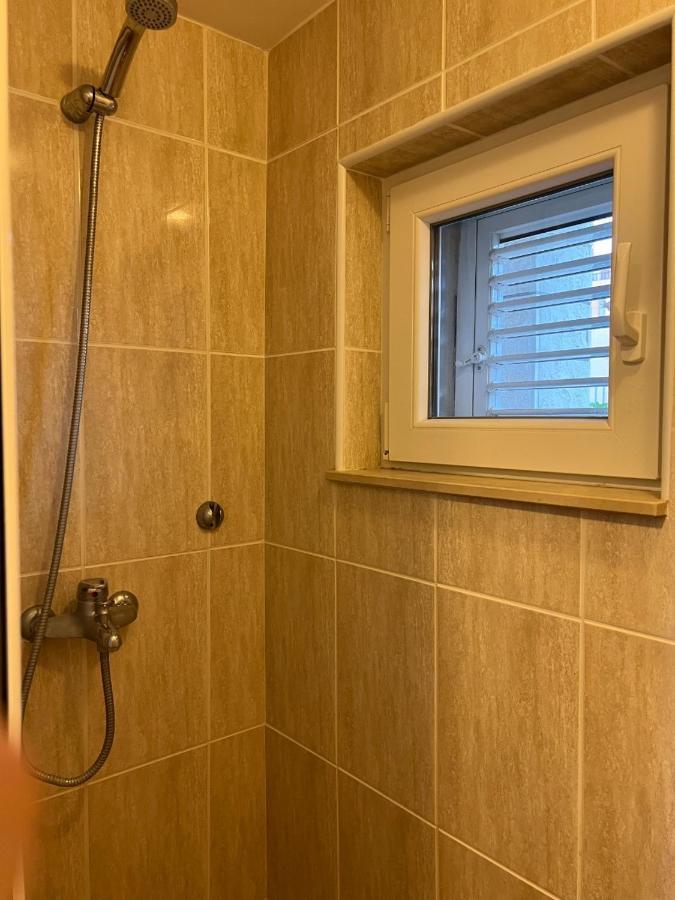 Apartamento Lovely In Split, Close To Attractions